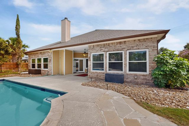 104 River Park LN, Georgetown, TX 78626