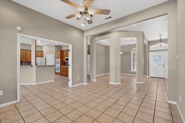 104 River Park LN, Georgetown, TX 78626