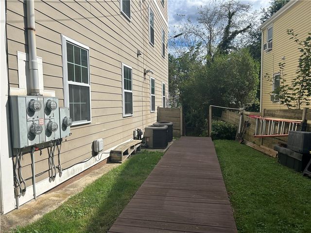 982 Plainfield Street 4, Johnston, RI 02919