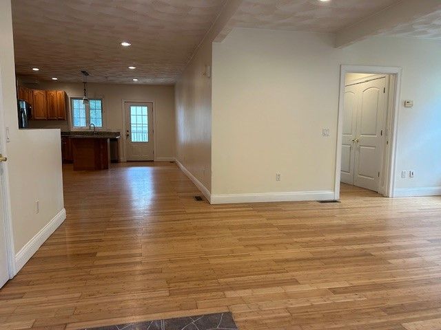 982 Plainfield Street 4, Johnston, RI 02919