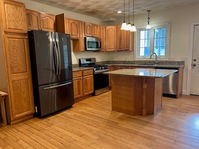 982 Plainfield Street 4, Johnston, RI 02919