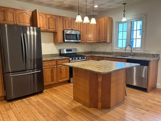 982 Plainfield Street 4, Johnston, RI 02919