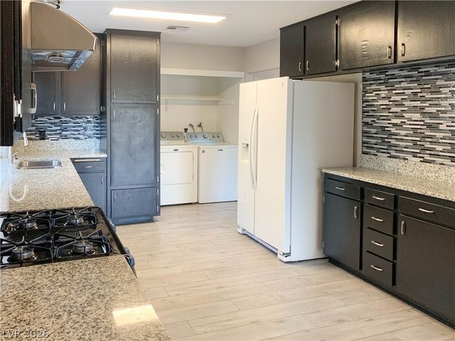 6408 Meadow Lark Lane, Las Vegas, NV 89103