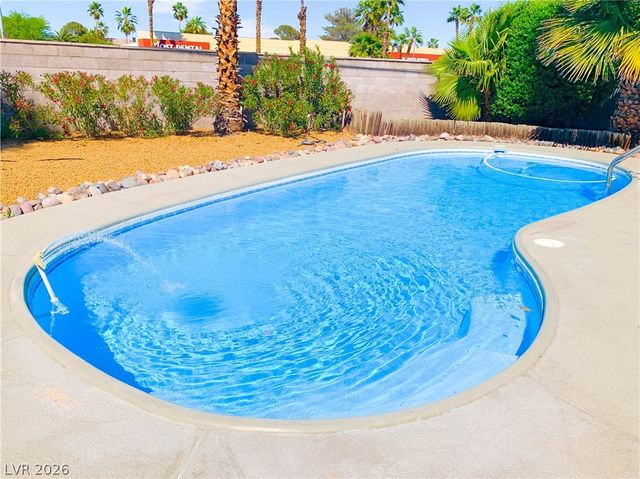 6408 Meadow Lark Lane, Las Vegas, NV 89103