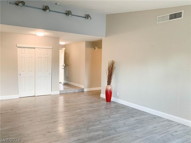 6408 Meadow Lark Lane, Las Vegas, NV 89103