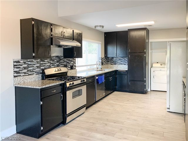 6408 Meadow Lark Lane, Las Vegas, NV 89103