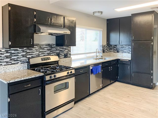 6408 Meadow Lark Lane, Las Vegas, NV 89103