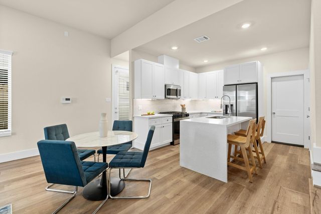 5622 Bertellis Lane, Houston, TX 77091