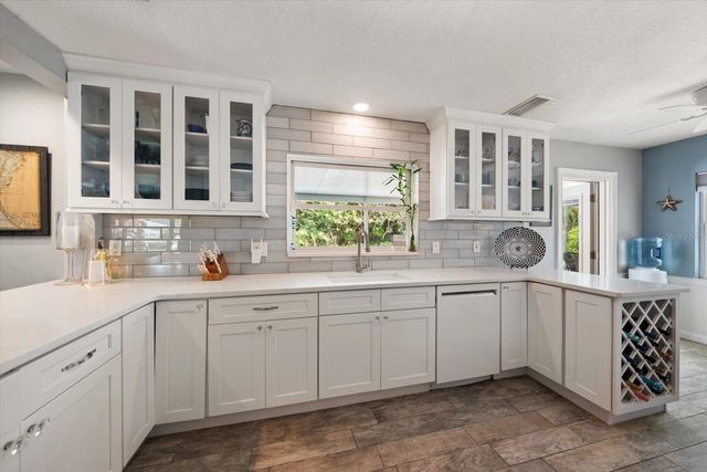 1729 LAURIE LANE, Belleair, FL 33756