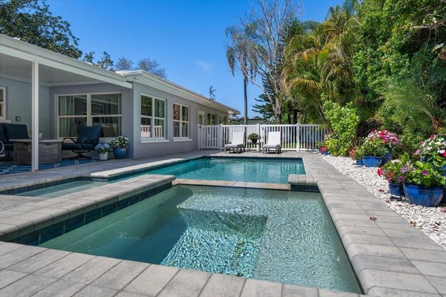 1729 LAURIE LANE, Belleair, FL 33756