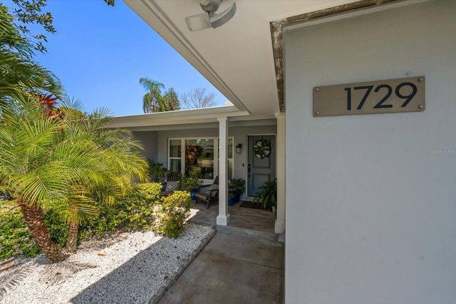 1729 LAURIE LANE, Belleair, FL 33756