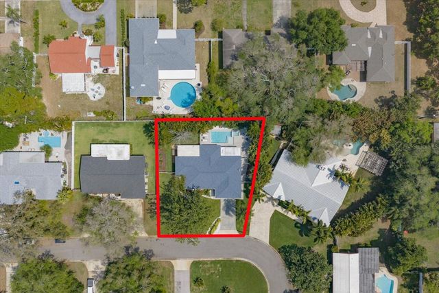 1729 LAURIE LANE, Belleair, FL 33756