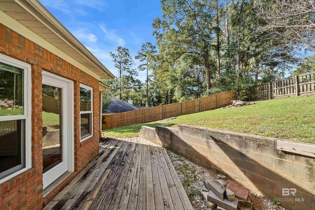 118 E Sara Avenue A, Spanish Fort, AL 36527