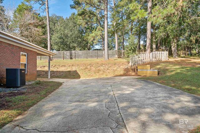 118 E Sara Avenue A, Spanish Fort, AL 36527