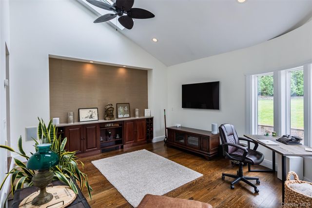 7 Longacre Drive, Huntington, NY 11743