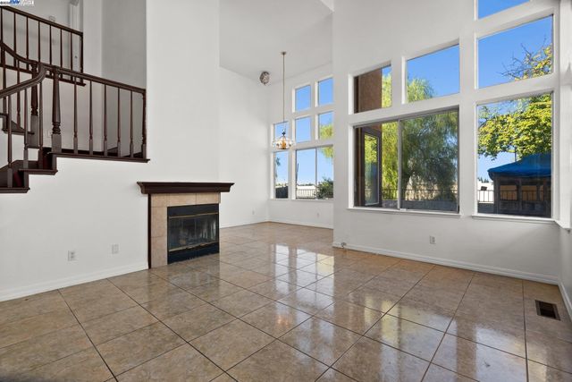 2205 Mark Twain, Antioch, CA 94531