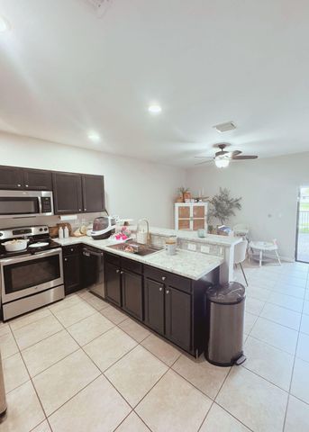 504 SE 32nd Avenue, Homestead, FL 33033