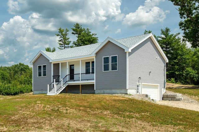 4 Hawthorne Road, Ossipee, NH 03864