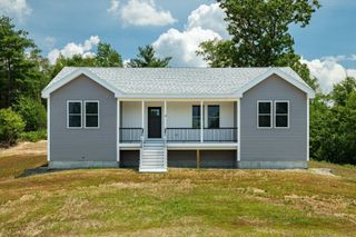 4 Hawthorne Road, Ossipee, NH 03864
