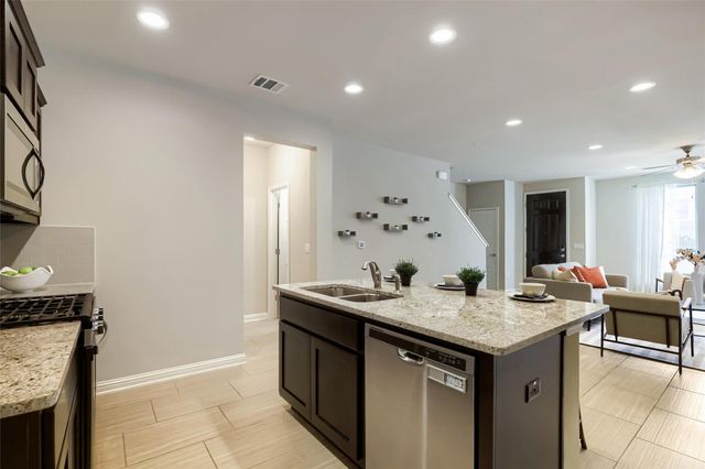 13800 Lyndhurst ST 203, Austin, TX 78717