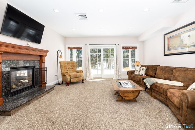 7 Hill Top Road, Morris, CT 06763