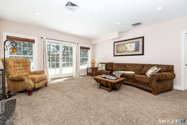 7 Hill Top Road, Morris, CT 06763