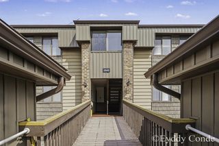 2945 Byron Center Avenue E, Wyoming, MI 49519