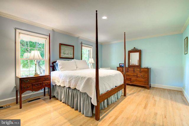 15620 OLD WATERFORD RD, Waterford, VA 20197