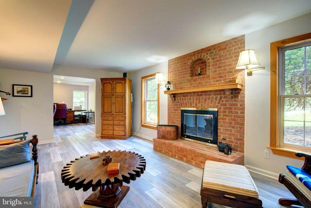 15620 OLD WATERFORD RD, Waterford, VA 20197
