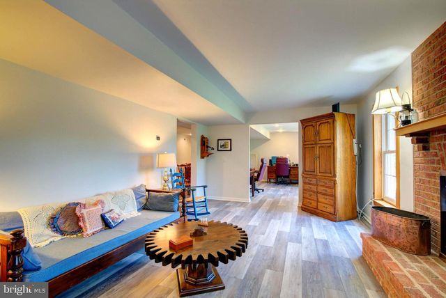 15620 OLD WATERFORD RD, Waterford, VA 20197