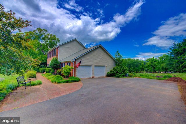 15620 OLD WATERFORD RD, Waterford, VA 20197