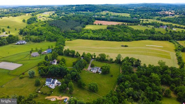15620 OLD WATERFORD RD, Waterford, VA 20197