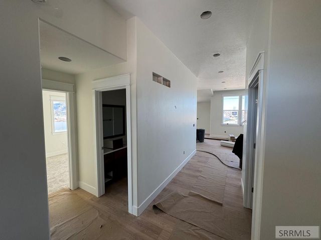 4925 Pierce Ave, Chubbuck, ID 83202