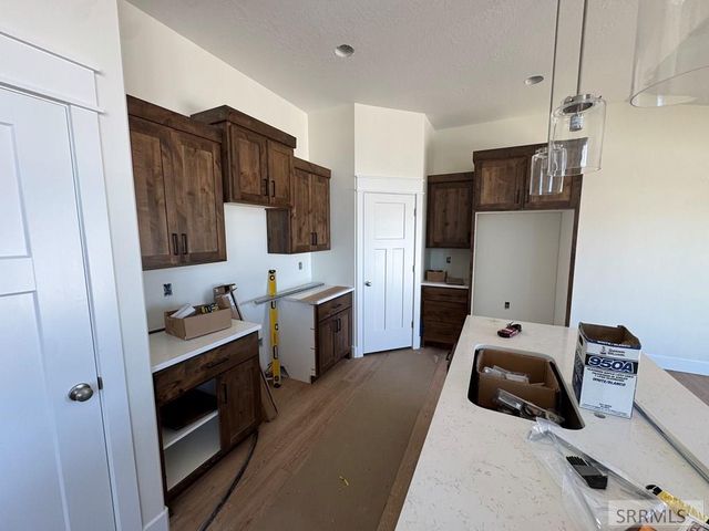 4925 Pierce Ave, Chubbuck, ID 83202