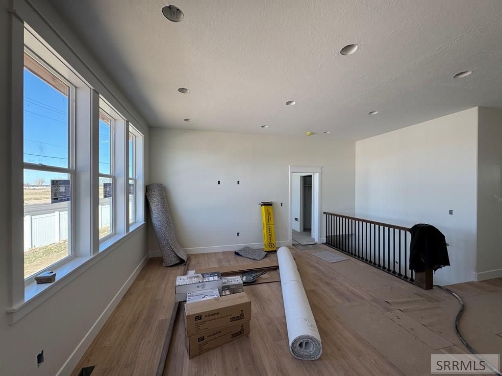 Image 12 of property listing at 4925 Pierce Ave, Chubbuck, ID 83202