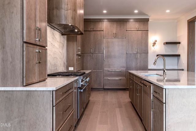 6716 Valley Woods Lane, Cary, NC 27519