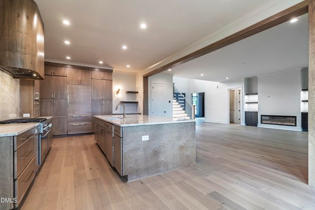 6716 Valley Woods Lane, Cary, NC 27519