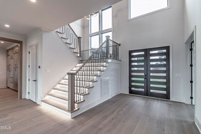6716 Valley Woods Lane, Cary, NC 27519