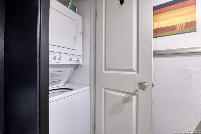 8715 Starcrest Dr Apt 58, San Antonio, TX 78217