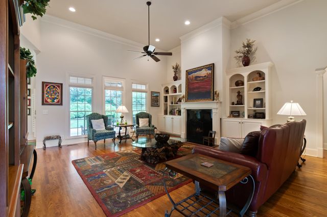 804 Highgrove Cir, Franklin, TN 37069