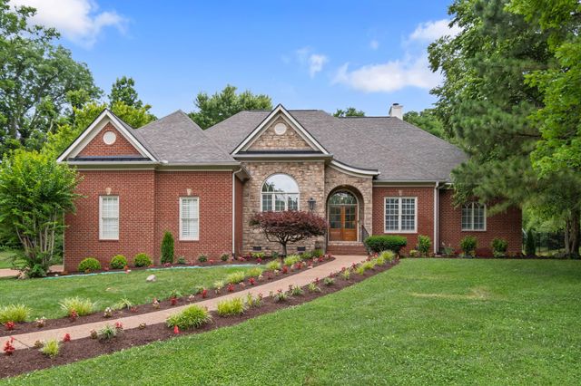 804 Highgrove Cir, Franklin, TN 37069