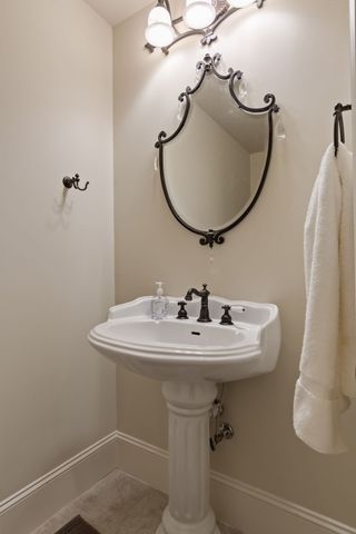 804 Highgrove Cir, Franklin, TN 37069