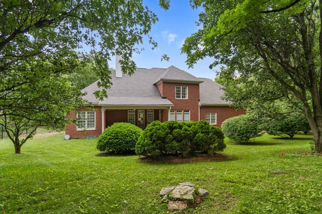 804 Highgrove Cir, Franklin, TN 37069