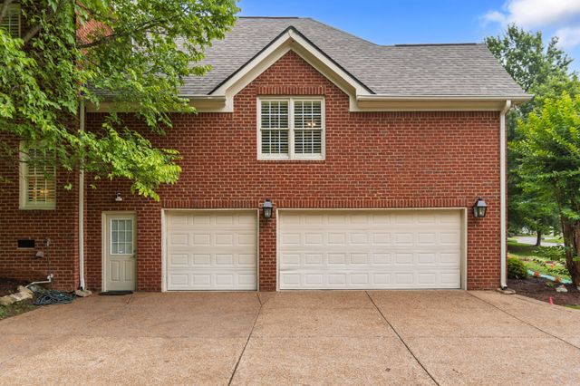 804 Highgrove Cir, Franklin, TN 37069