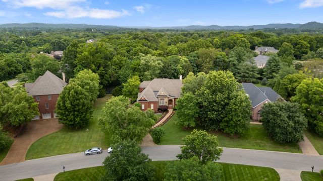 804 Highgrove Cir, Franklin, TN 37069