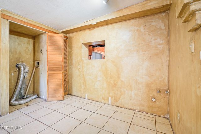 306 A Street SW, Fabens, TX 79838
