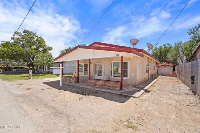 306 A Street SW, Fabens, TX 79838