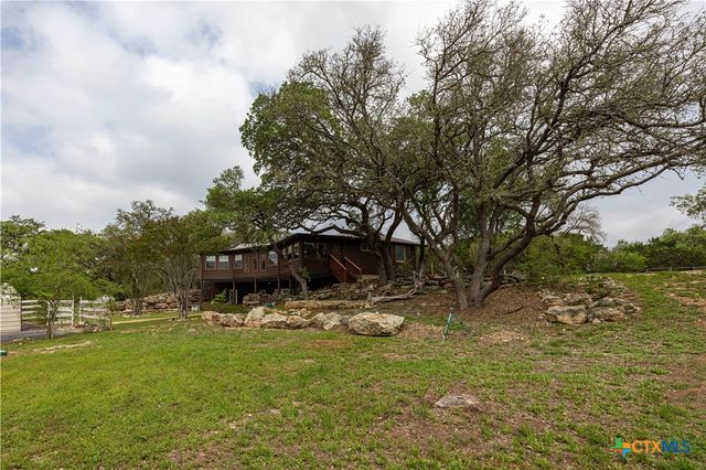 1645 Agarita Drive, Fischer, TX 78623