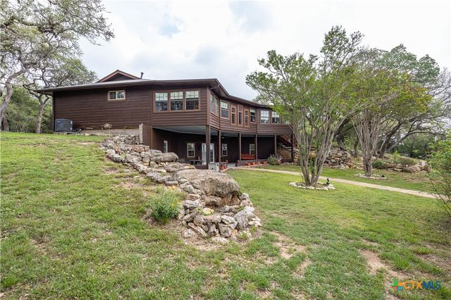 1645 Agarita Drive, Fischer, TX 78623