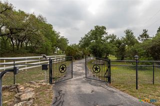 1645 Agarita Drive, Fischer, TX 78623
